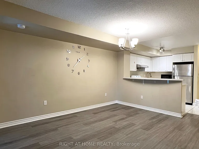 7 Lorraine Dr #1208 — Photo 6