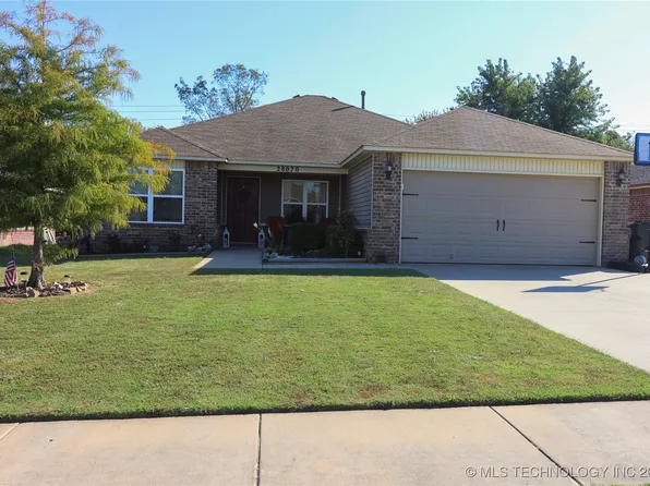 28070 E 150th Pl S, Coweta, OK 74429