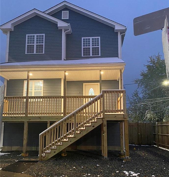 2nd image of 486 Friendship St
