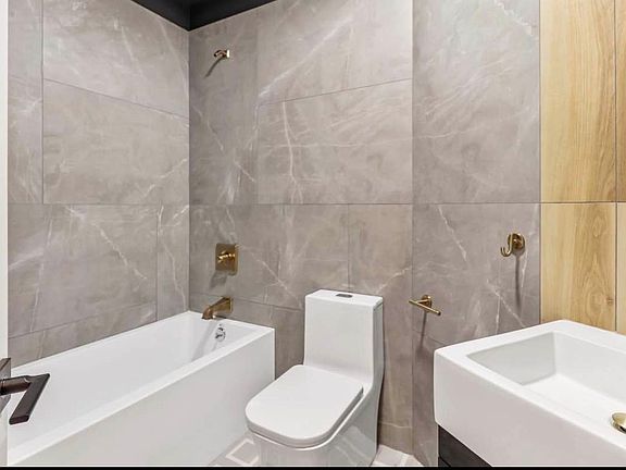 5th image of 13 Garden St APT 3A