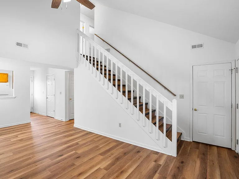 3515-3517 Prescott Dr. — Photo 3