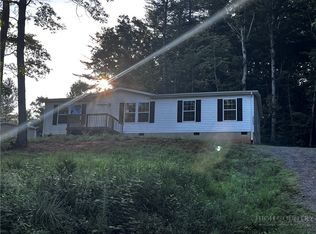 3153 Bear Trail Dr, Lenoir, NC 28645