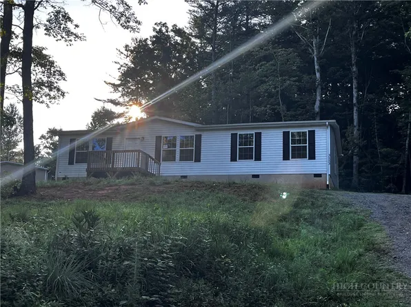 3153 Bear Trail Drive, Lenoir, NC 28645