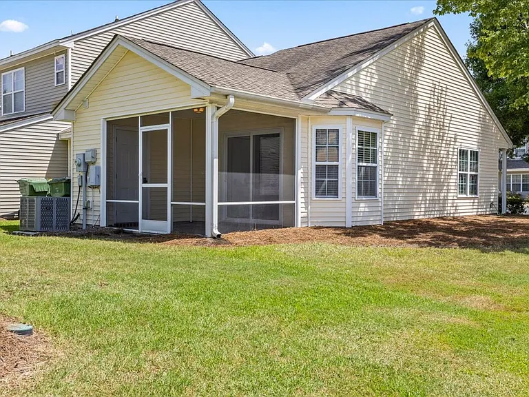 205 Sonata Cir — Photo 23