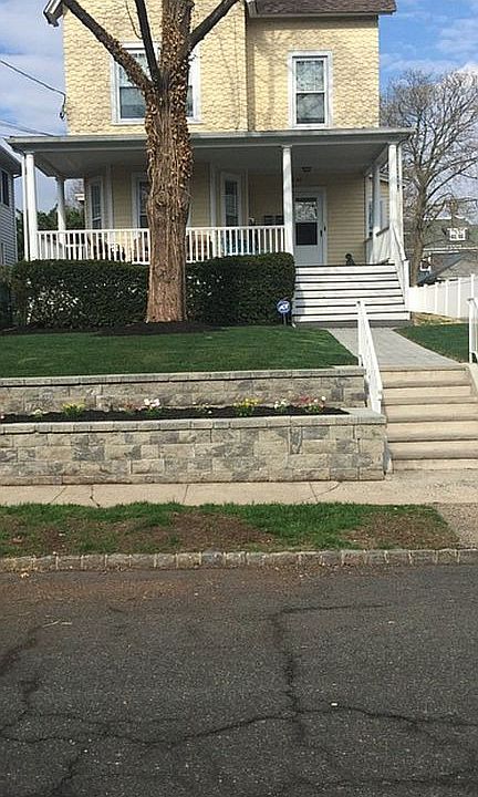 Double retaining/new walkway