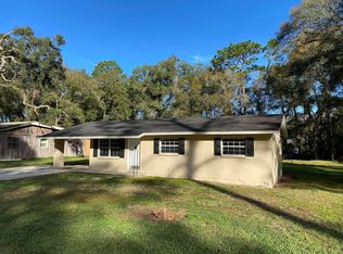 821 SW 4th Ave, Trenton, FL 32693