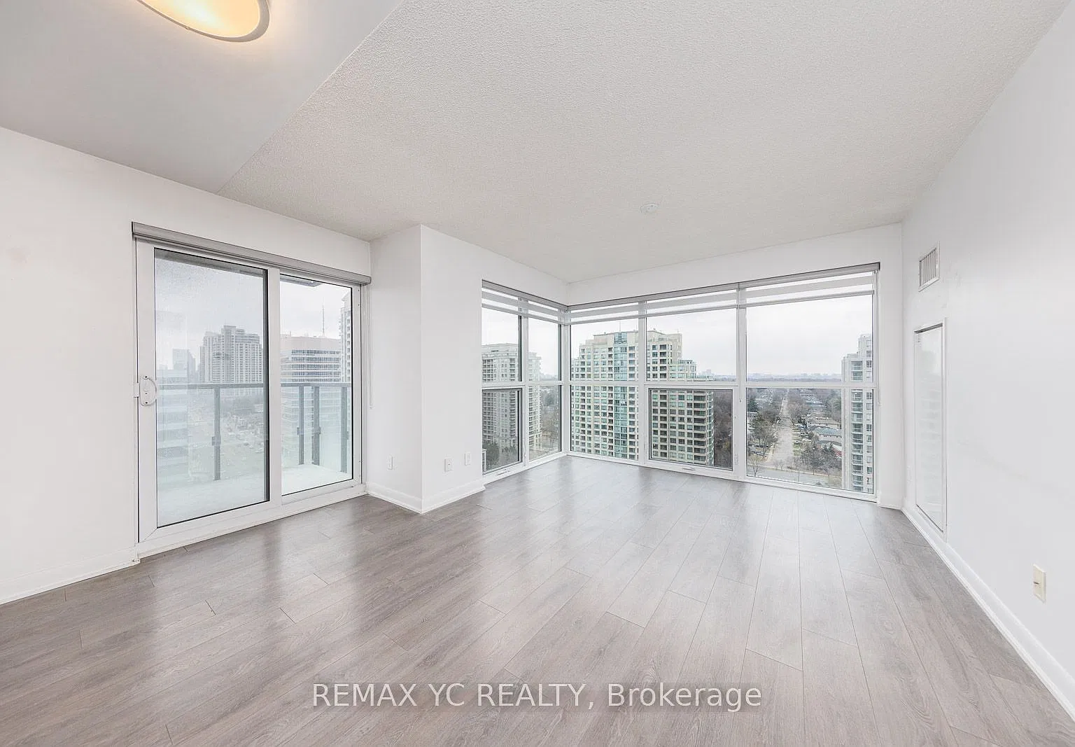 2 bed, $3,100 — Photo 1
