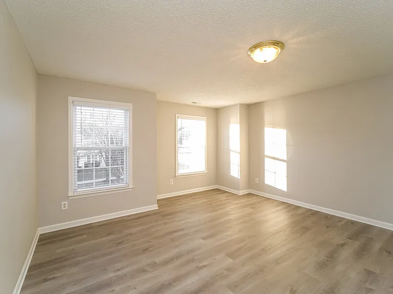 5724 Hammermill Dr — Photo 17