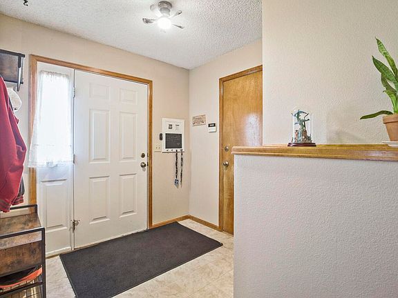 4th image of 3410 Red Maple Ct