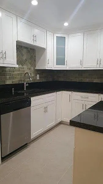 2 bed, 2.0 bath, 962 sqft, $2,800 — Photo 2