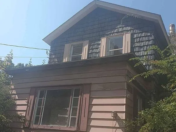 10 Clearfield St, Oil City, PA 16301