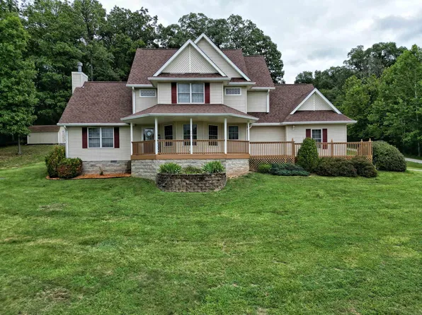 692 N Parker Ln, Bloomfield, IN 47424