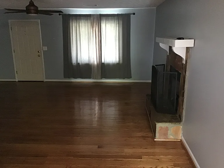 3142 Rocky Point Ct — Photo 2
