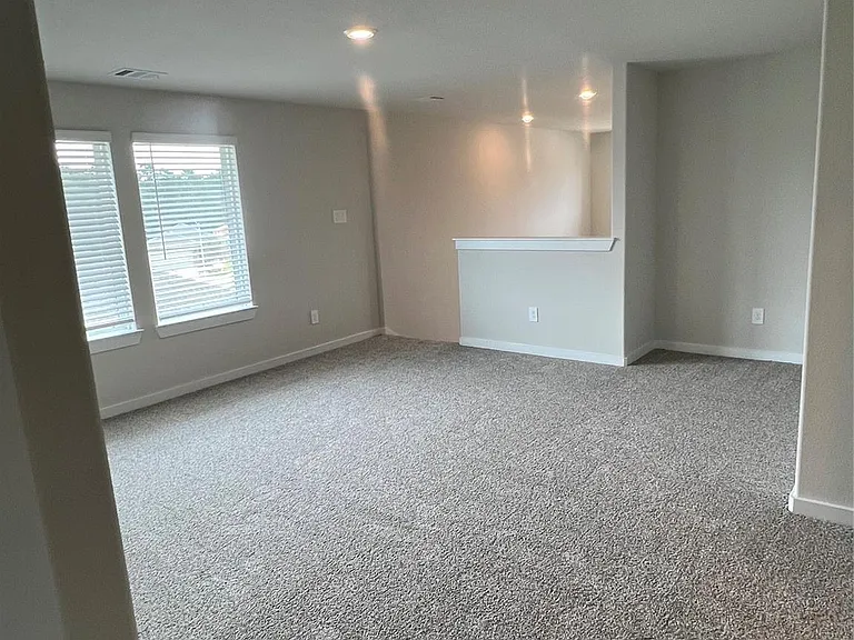 1722 Cayden Oak Ln — Photo 35