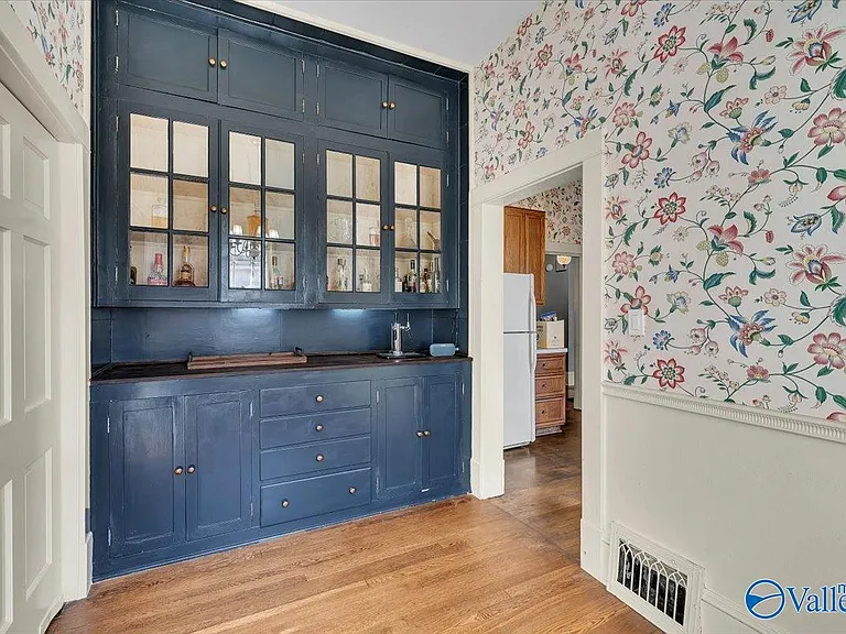 412 College Ave — Photo 35
