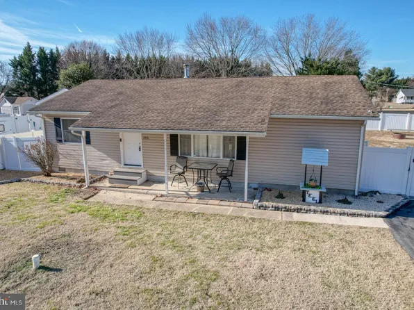 2921 Kenton Rd, Dover, DE 19904
