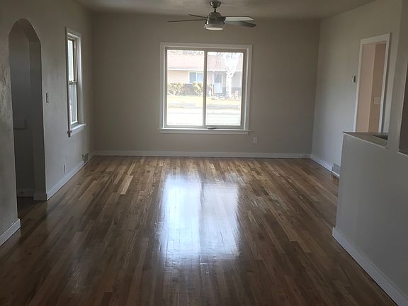 Oak hardwood flooring