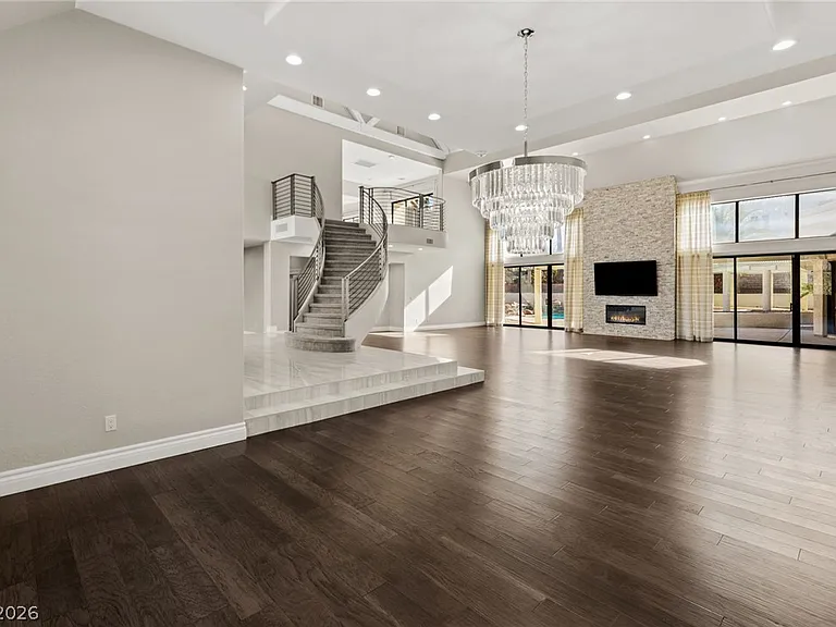 13 Dovetail Cir — Photo 7