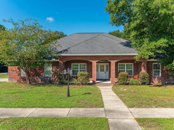 6182 Hummingbird Ln, Crestview, FL 32536