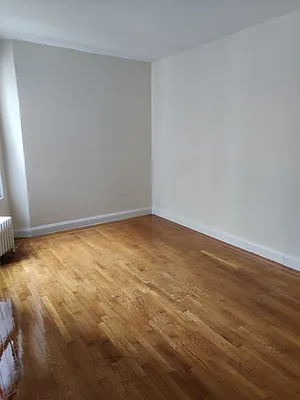 Rented by AS Management | media 13