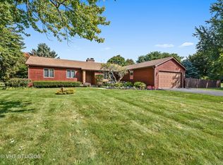 48W163 Country Life Ct, Maple Park, IL 60151