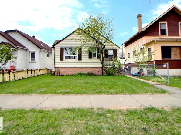 11626 87th St NW, Edmonton, AB T5B 3M5