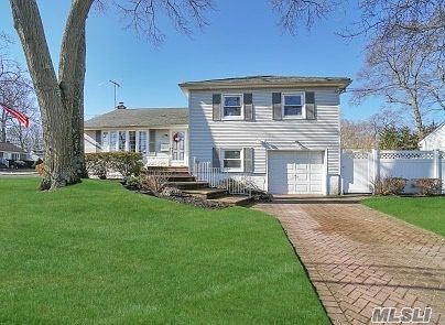 1st image of 211 Grover Ave W