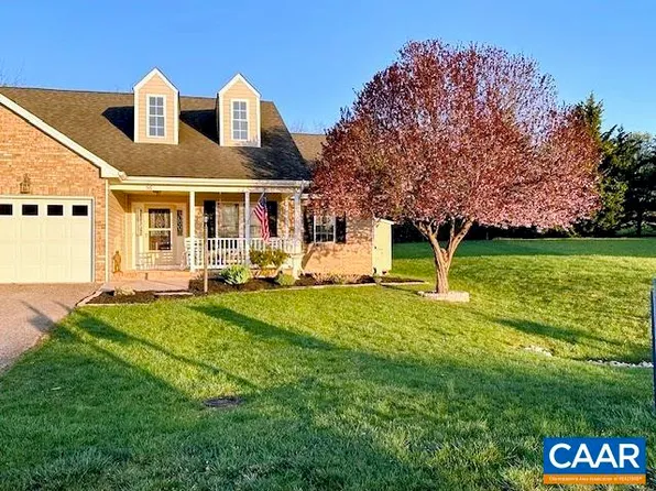 56 Meriwether Cir, Stuarts Draft, VA 24477