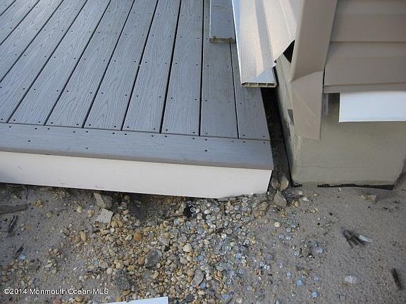 5th image of 202 Eisenhower Ave