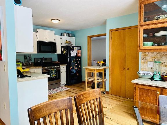 2nd image of 5817 Barber Ln