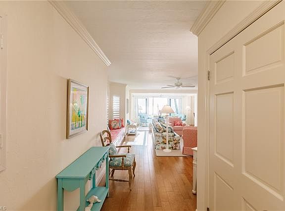 5th image of 2401 Gulf Shore Blvd N