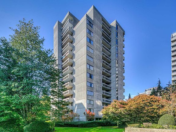 4th image of 6689 Willingdon Ave #705