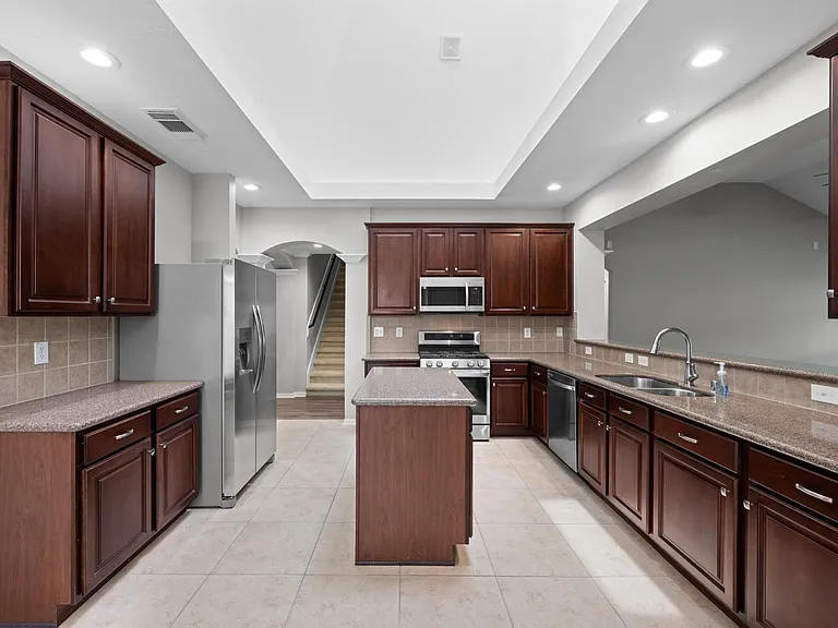 1855 Silent Shore Ct — Photo 18