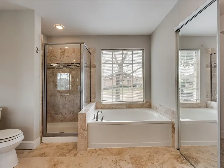 908 Stone Trail Dr — Photo 24