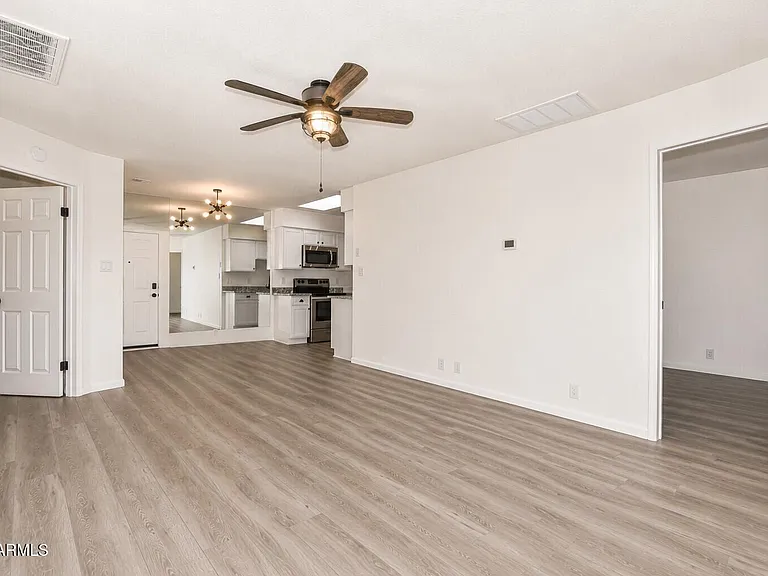 20402 N 6th Dr #6 — Photo 11