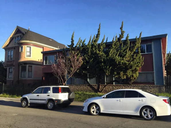 914 18th St APT 3, Oakland, CA 94607