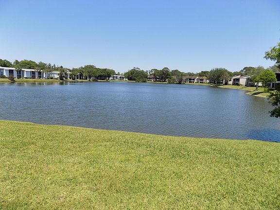 BEAUTIFUL LAKEVIEW FROM THE UNIT
