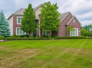 1797 Brookbury Dr, Milford, MI