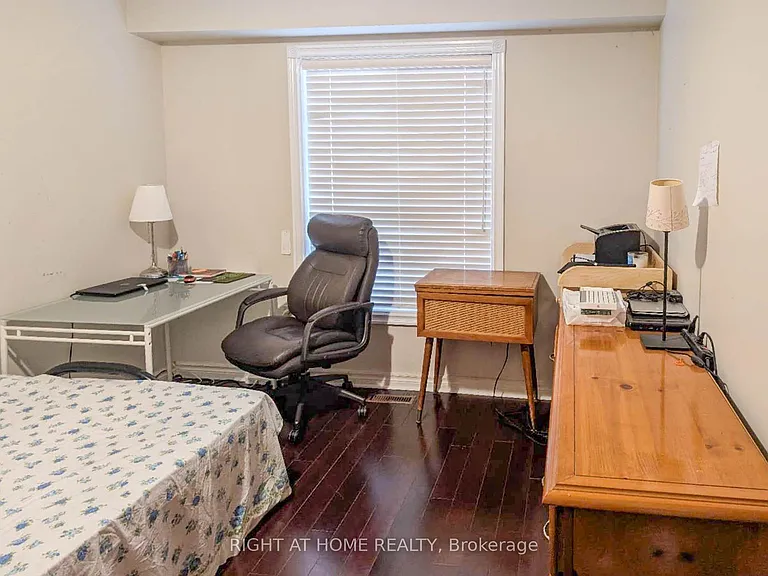 64 Springfield Blvd — Photo 14