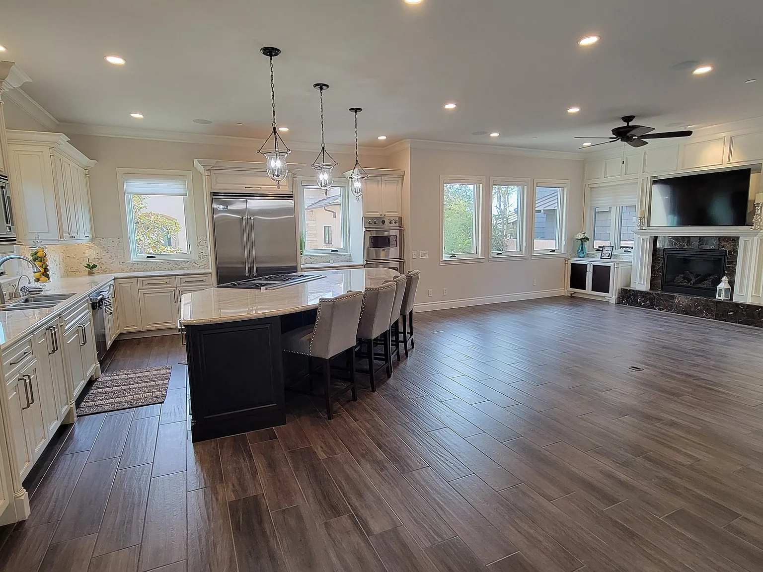 6 bed, 7.5 bath, 5227 sqft, $24,500 — Photo 3