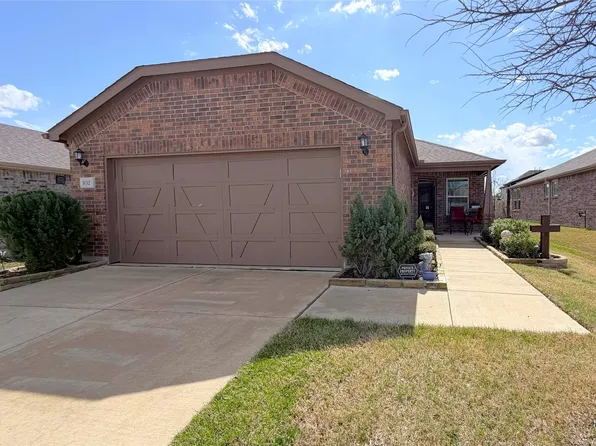 832 Rough Hollow Dr, McKinney, TX 75071
