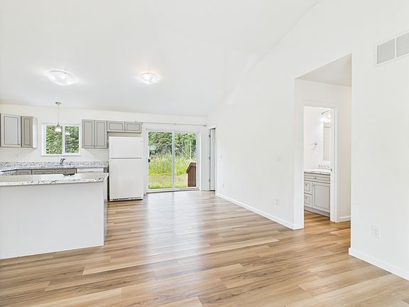 5th image of 1775 Dallas Dr