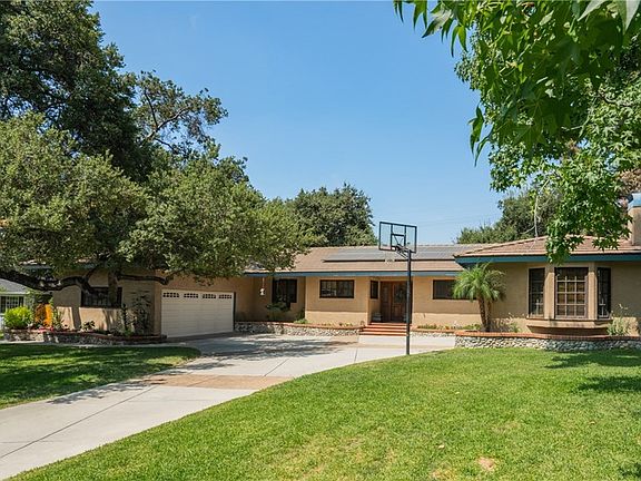 4th image of 127 Catherine Park Dr