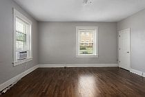 5th image of 204 E Franklin St #11554644
