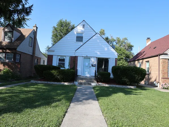 24 166th Pl, Calumet City, IL 60409