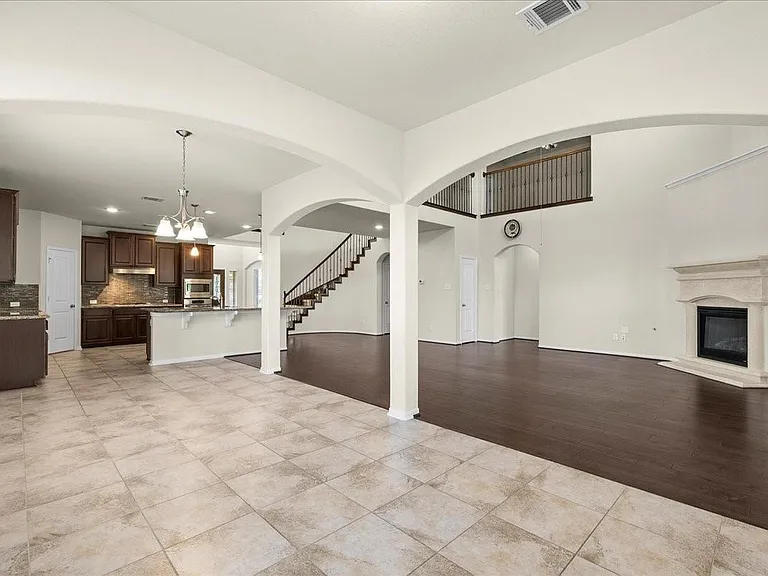 2246 Oakleaf Trail Ln — Photo 13