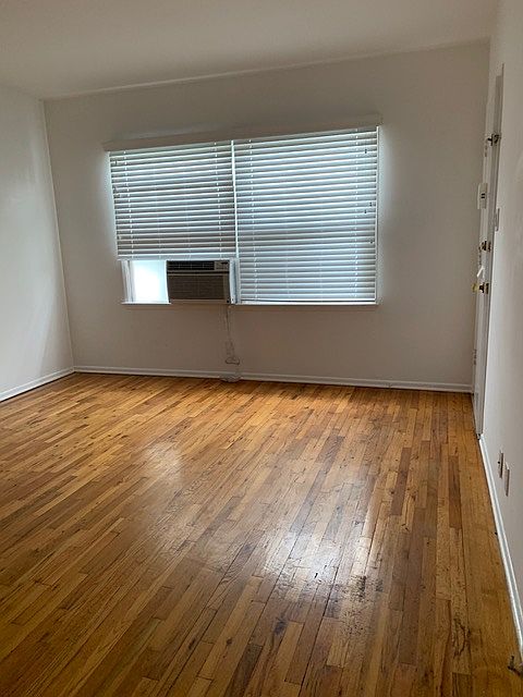 1st image of 1515 Pontius Ave #3/4