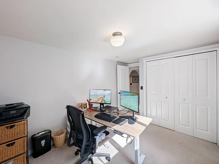 4030 38th Ave SW — Photo 31