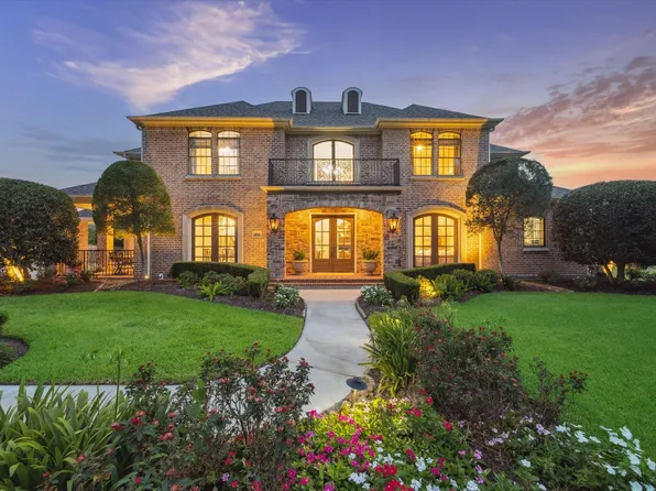 1002 Cowards Creek Ct, Friendswood, TX 77546