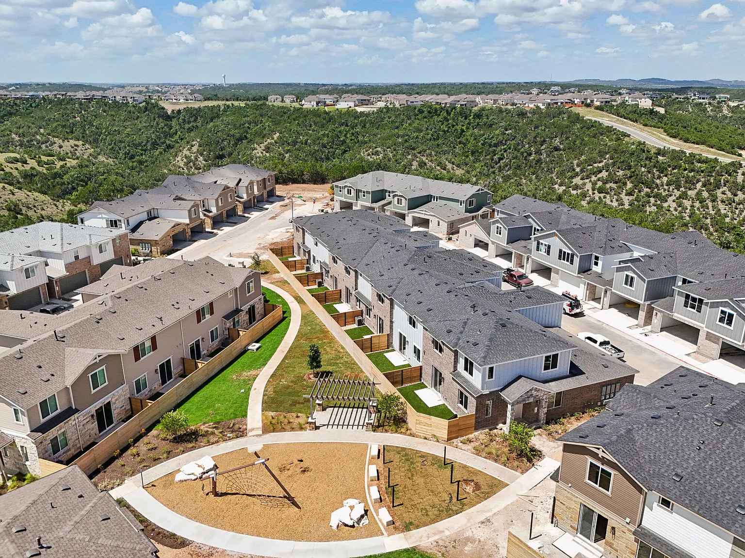 BB Living Sweetwater Crossing — Photo 2